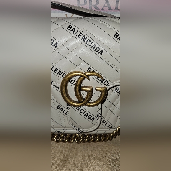 Gucci X BALENCIAGA Calfskin Matelasse Logo Print Small GG Marmont Shoulder Bag - Picture 17 of 17